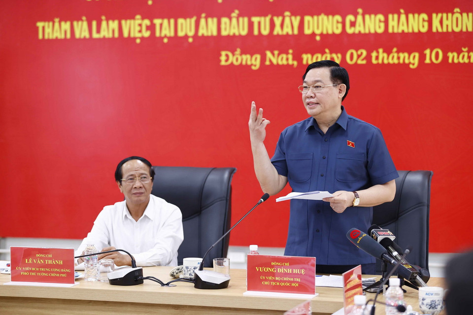 Chủ tịch Quốc hội Vương Đình Huệ phát biểu. (Ảnh: Doãn Tấn/TTXVN)