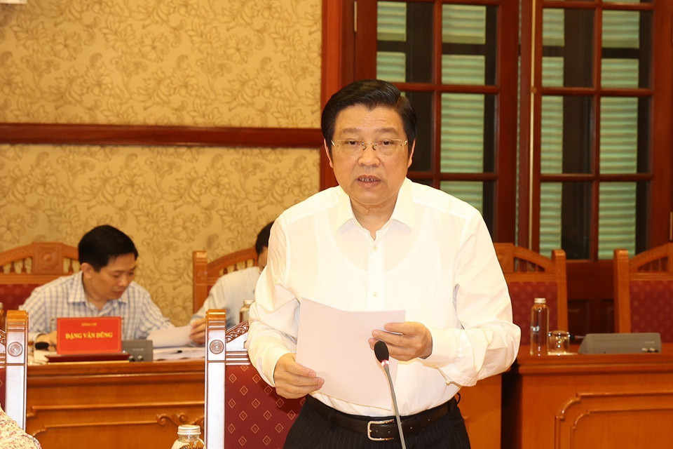 Ông Phan Đình Trạc, Ủy viên Bộ Chính trị, Bí thư Trung ương Đảng, Trưởng Ban Nội chính Trung ương, Phó Trưởng ban Thường trực Ban Chỉ đạo phát biểu tại cuộc họp. (Ảnh: Trí Dũng/TTXVN)