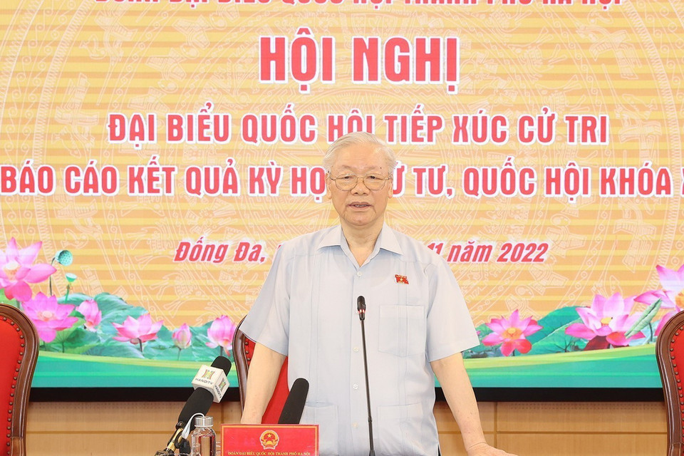 Tổng Bí thư Nguyễn Phú Trọng phát biểu tại buổi tiếp xúc cử tri ở quận Đống Đa. (Ảnh: Trí Dũng/TTXVN)