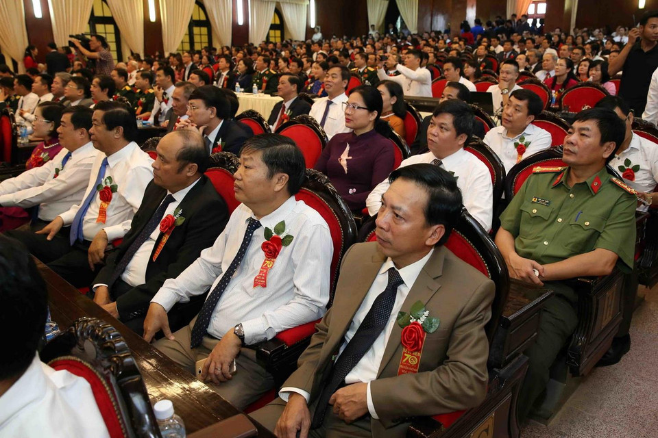 Các đại biểu tham dự buổi lễ. (Ảnh: Phạm Kiên/TTXVN)