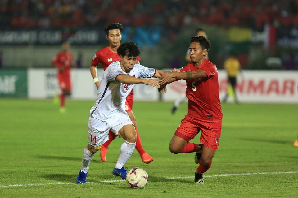 Công Phượng đi bóng. (Ảnh: Trọng Đạt/TTXVN)