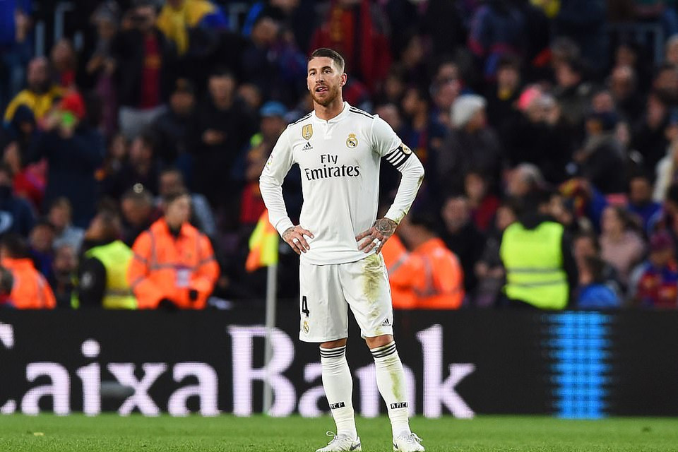 Trái ngược với Barcelona, Real Madrid đang trải qua chuỗi trận vô cùng thất vọng.