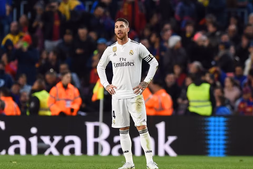 Trái ngược với Barcelona, Real Madrid đang trải qua chuỗi trận vô cùng thất vọng.