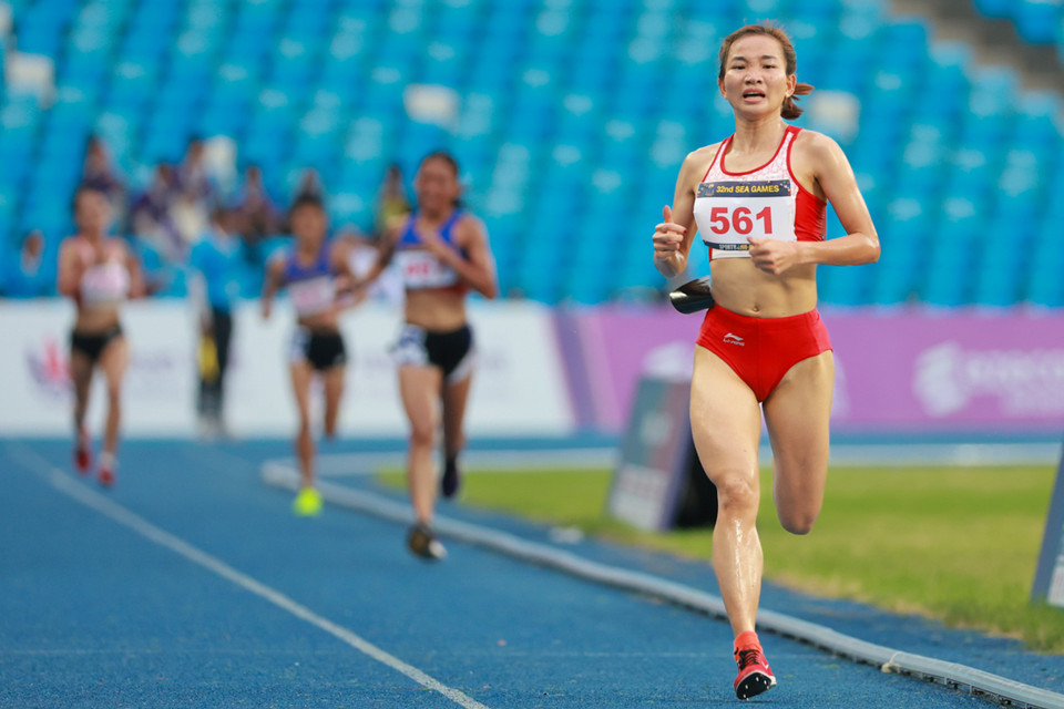 đã giúp cô dần vượt lên trên...(Ảnh: Ngô Trần Hải An/Vietnam+)