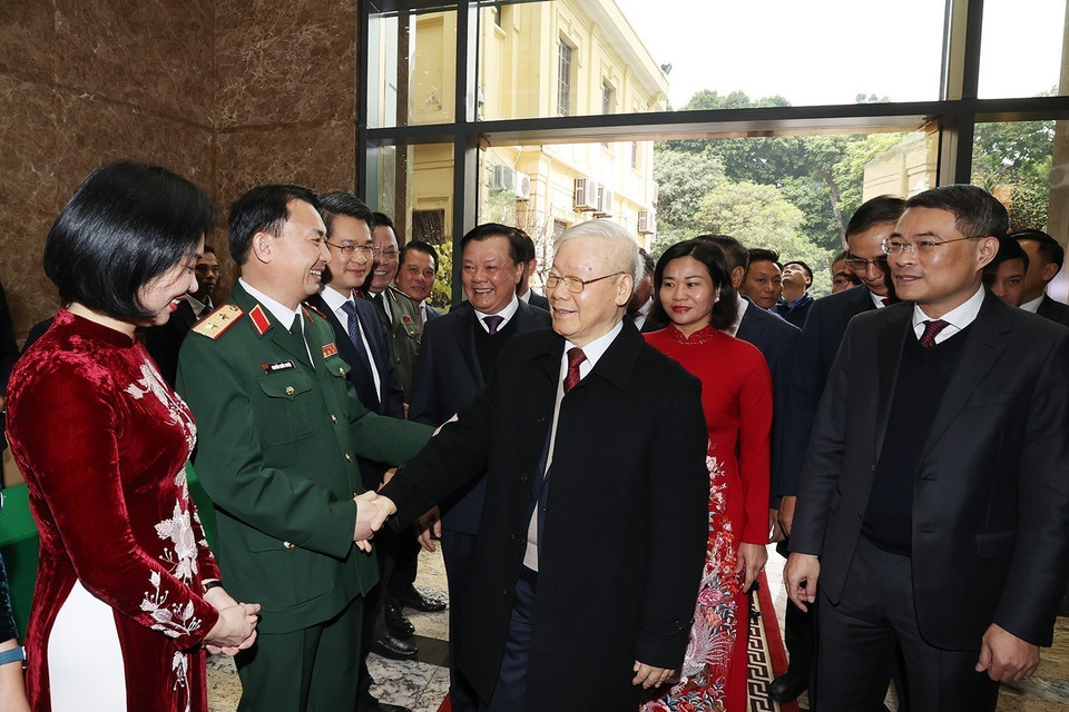 Tổng Bí thư Nguyễn Phú Trọng đến thăm, chúc Tết Đảng bộ, chính quyền và nhân dân Thủ đô Hà Nội. (Ảnh: Trí Dũng/TTXVN)