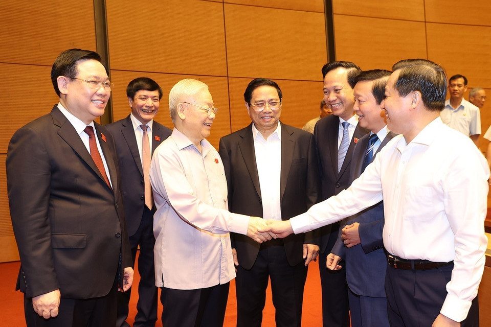 Tổng Bí thư Nguyễn Phú Trọng, các đồng chí lãnh đạo Đảng, Nhà nước với các đại biểu. (Ảnh: Trí Dũng/TTXVN)