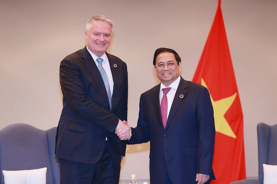 Thủ tướng Phạm Minh Chính tiếp Tổng Thư ký Tổ chức Hợp tác và Phát triển kinh tế (OECD) Mathias Cormann. (Ảnh: Dương Giang/TTXVN)