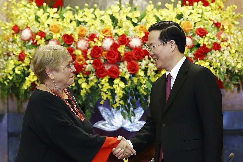 Chủ tịch nước Võ Văn Thưởng tiếp cựu Tổng thống Chile Michelle Bachelet. (Ảnh: Thống Nhất/TTXVN)