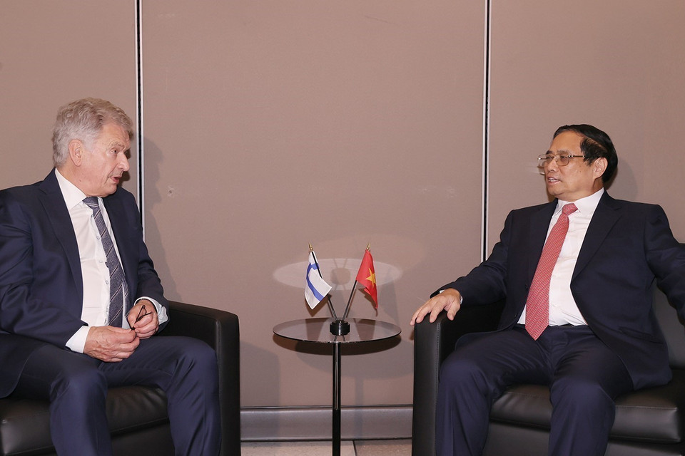 Thủ tướng Phạm Minh Chính gặp Tổng thống Phần Lan Sauli Niinisto. (Ảnh: Dương Giang/TTXVN