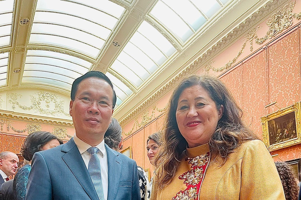 Chủ tịch nước Võ Văn Thưởng gặp Toàn quyền New Zealand Dame Cindy Kiro . (Ảnh: TTXVN phát)