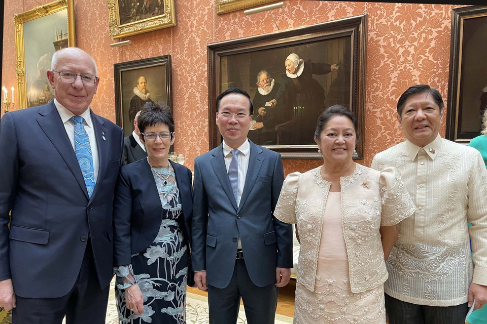 Chủ tịch nước Võ Văn Thưởng gặp Toàn quyền Australia David John Hurley, Tổng thống Philippines Bongbong Marcos. (Ảnh: TTXVN phát)