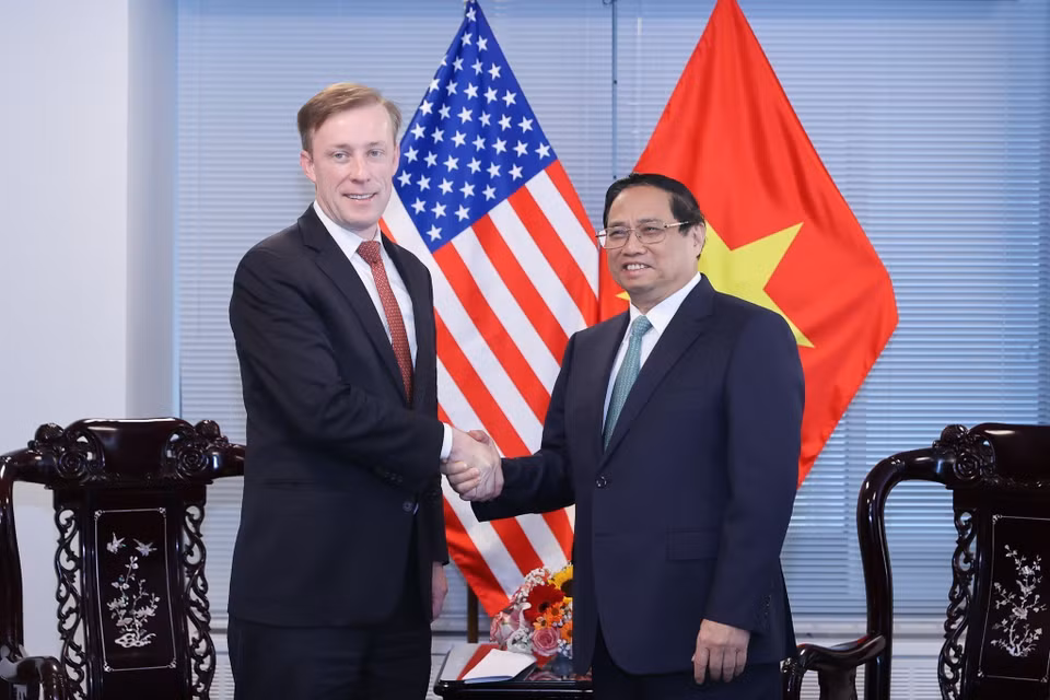 Thủ tướng Phạm Minh Chính tiếp Cố vấn An ninh Quốc gia Hoa Kỳ Jake Sullivan. (Ảnh: Dương Giang/TTXVN)
