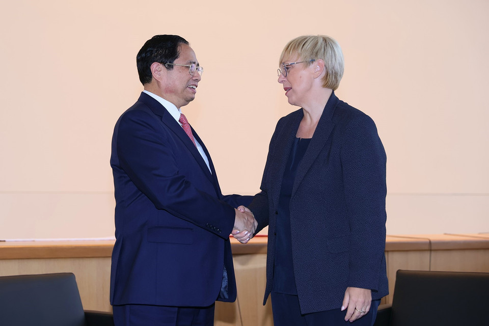 Thủ tướng Phạm Minh Chính gặp Tổng thống Slovenia Natasa Pirc Musar. (Ảnh: Dương Giang/TTXVN)