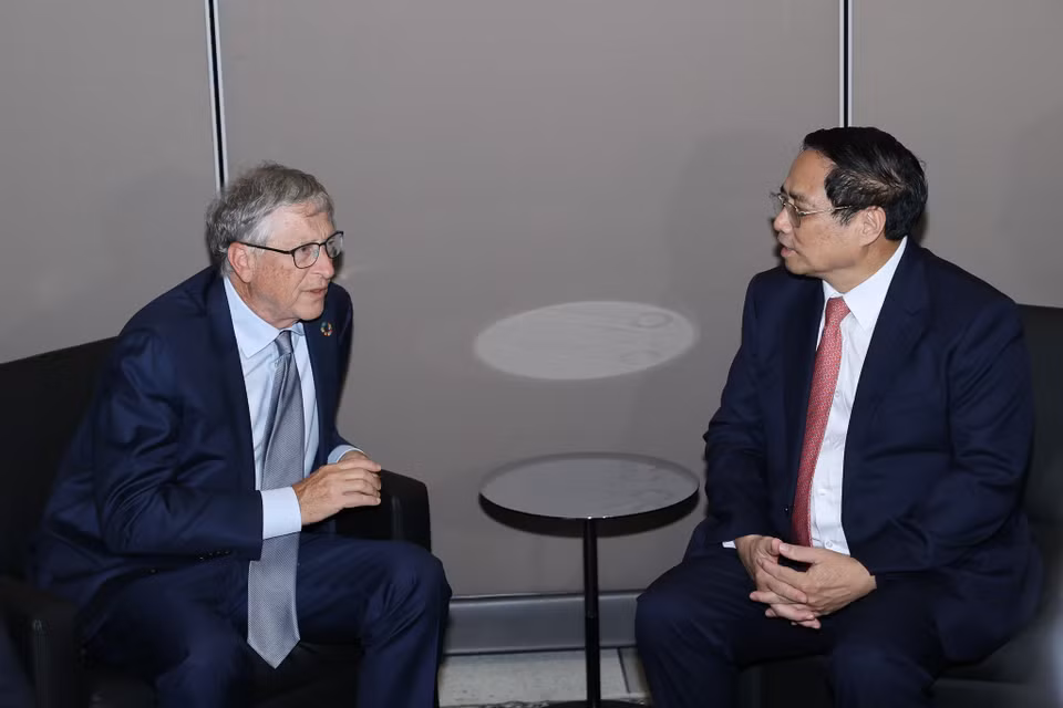 Thủ tướng Phạm Minh Chính tiếp Nhà sáng lập kiêm Chủ tịch Tập đoàn Microsoft Bill Gates. (Ảnh: Dương Giang/TTXVN)
