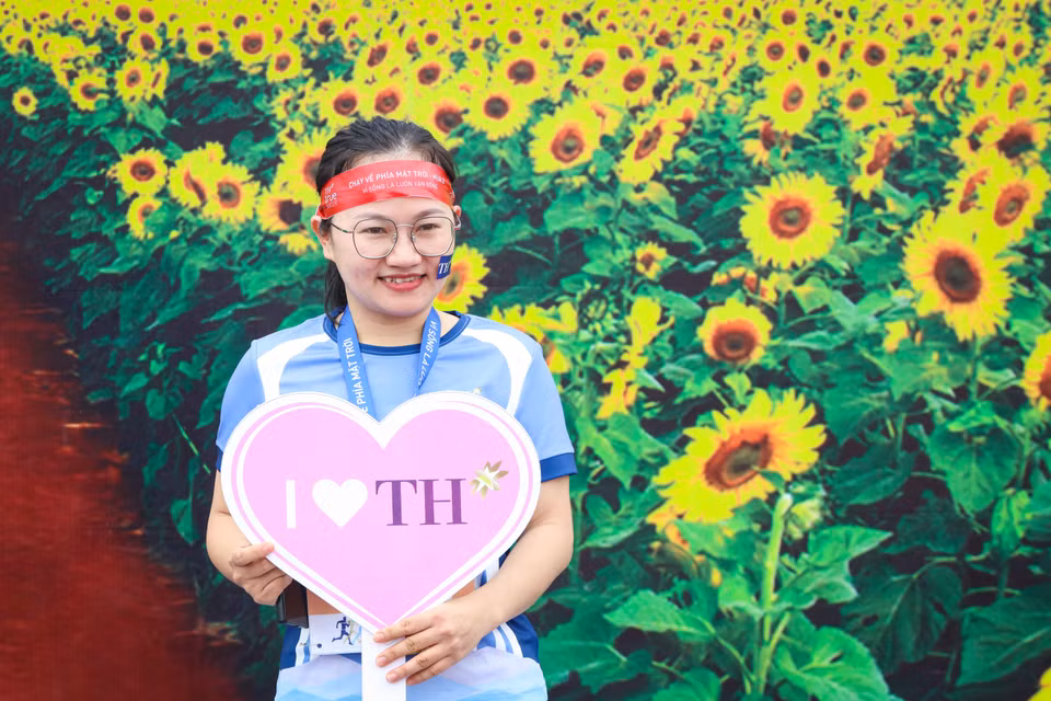 Giải “Chạy về phía mặt trời – Run to the Sun 2023” được tổ chức tại trang trại bò sữa TH sẽ giúp người lao động hiểu hơn về các dự án sữa, dấu ấn về công nghệ cao, về những thành tựu mà tập đoàn và các công ty thành viên đã đạt được. (Ảnh: PV/Vietnam+) 