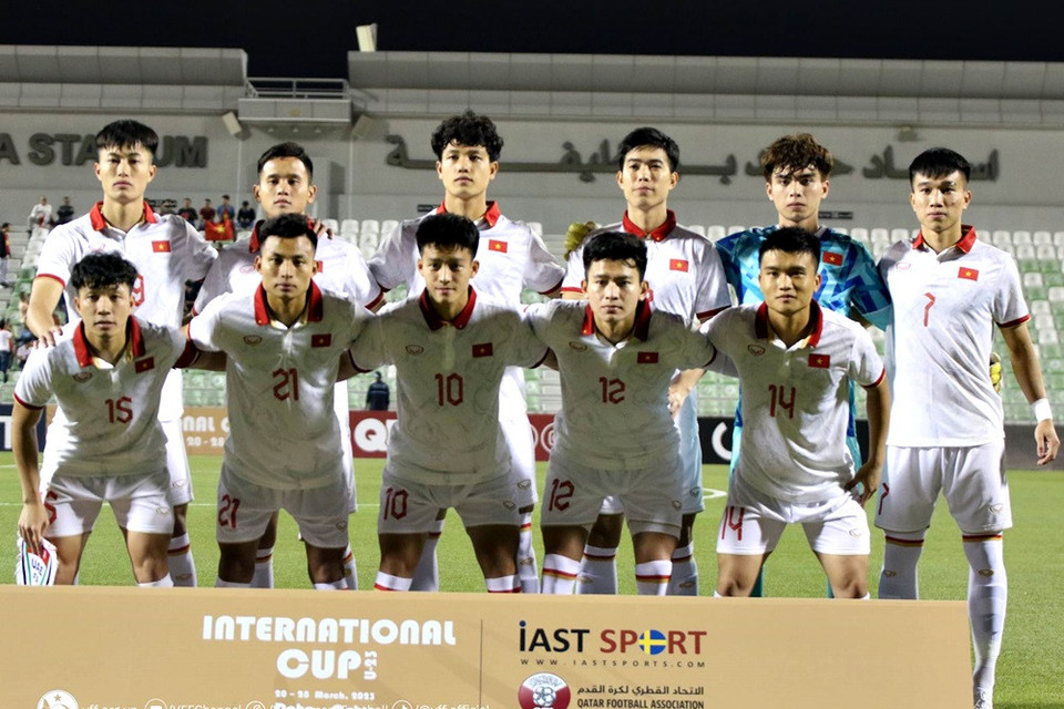 Huấn luyện viên Philippe Troussier tung ra 4 sự thay đổi trong đội hình xuất phát của U23 Việt Nam ở trận gặp U23 UAE vào rạng sáng nay (26/3) trong khuôn khổ U23 Doha Cup 2023. (Ảnh: VFF)