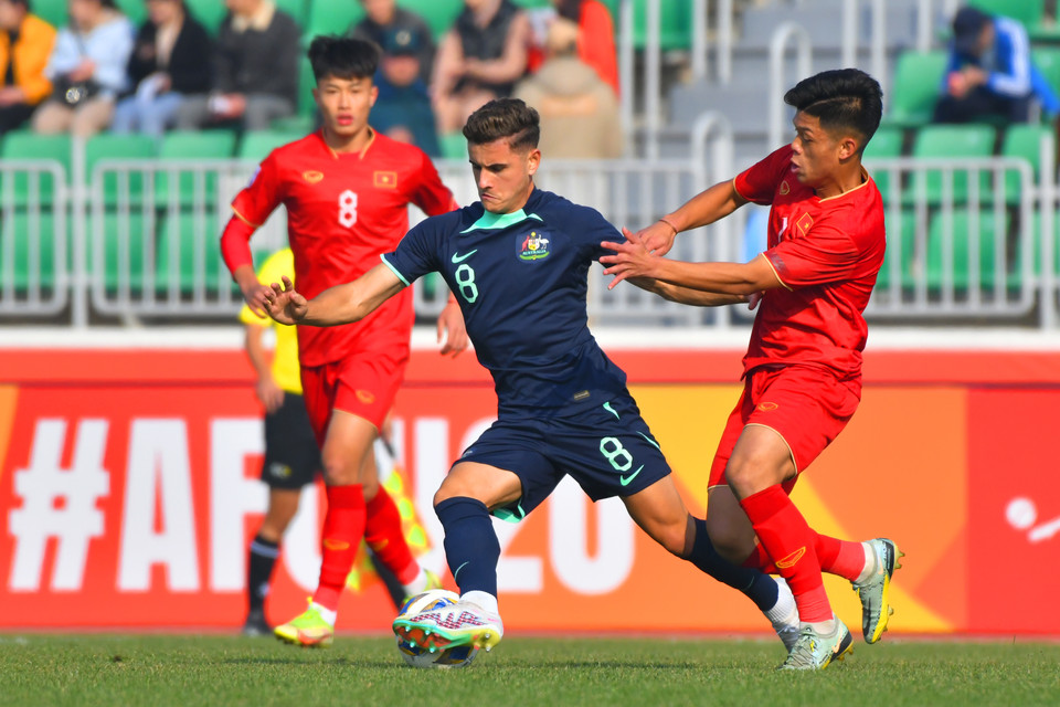 Trong khi đó, U20 Việt Nam cũng chơi đầy kỷ luật để tạo nên thế trận phòng ngự chặt chẽ. (Ảnh: AFC)