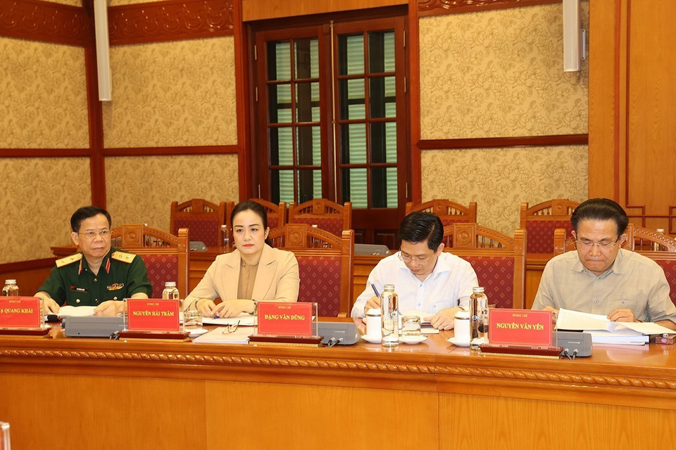 Các thành viên Ban Chỉ đạo Trung ương về phòng, chống tham nhũng, tiêu cực và đại biểu dự cuộc họp. (Ảnh: Trí Dũng/TTXVN)