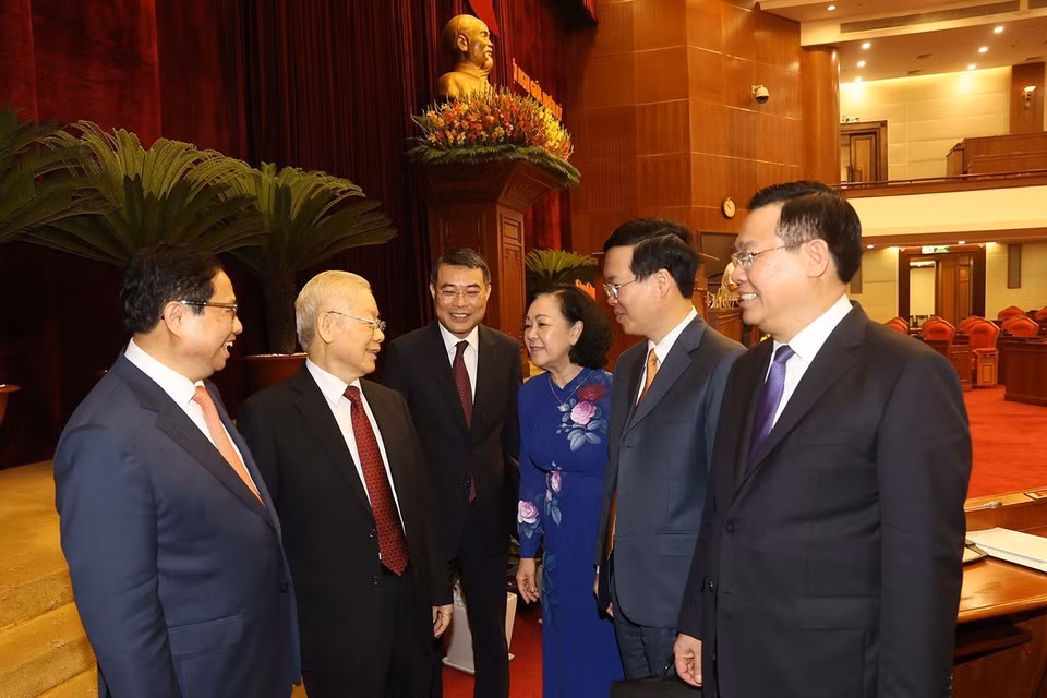 Tổng Bí thư Nguyễn Phú Trọng và các vị lãnh đạo Đảng, Nhà nước dự bế mạc hội nghị. (Ảnh: Trí Dũng/TTXVN)