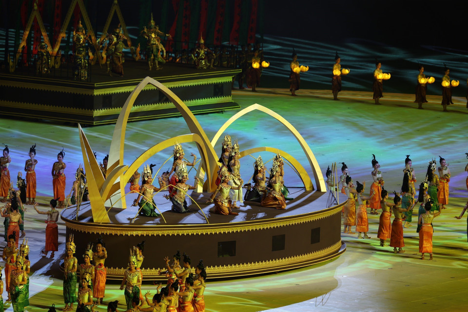 Chương trình nghệ thuật tại Lễ Khai mạc SEA Games 32. (Ảnh: Minh Quyết/TTXVN)