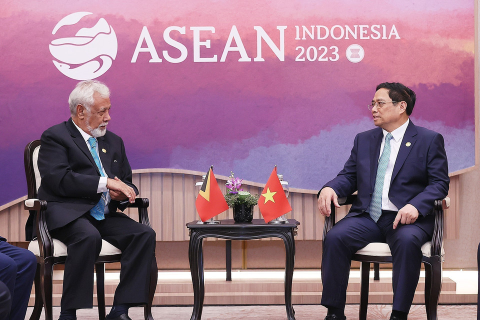 Thủ tướng Phạm Minh Chính gặp Thủ tướng Cộng hòa Dân chủ Timor-Leste, ngài Xanana Gusmao. (Ảnh: Dương Giang/TTXVN)