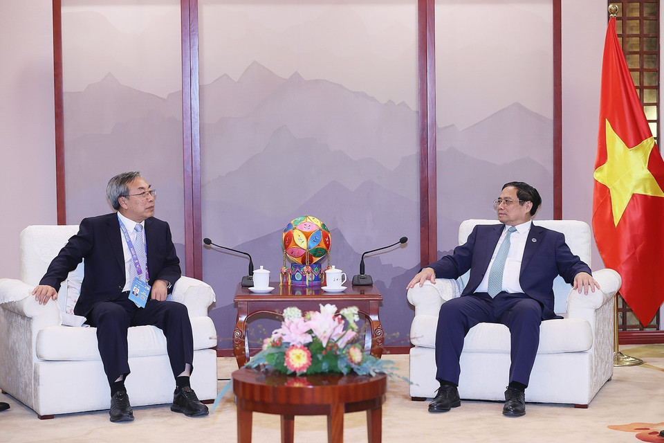 Thủ tướng Phạm Minh Chính tiếp ông Ngô Vân, Phó Tổng giám đốc Tập đoàn Xây dựng năng lượng Trung Quốc (CEEC). (Ảnh: Dương Giang/TTXVN)