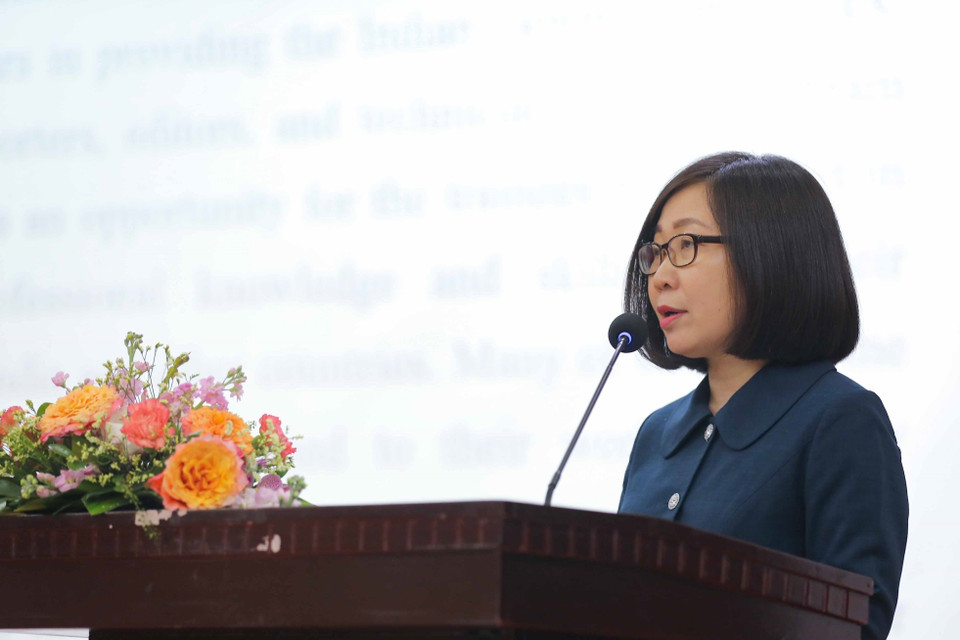 Phó Tổng giám đốc Thông tấn xã Việt Nam Đoàn Thị Tuyết Nhung phát biểu. (Ảnh: Thanh Tùng/TTXVN)