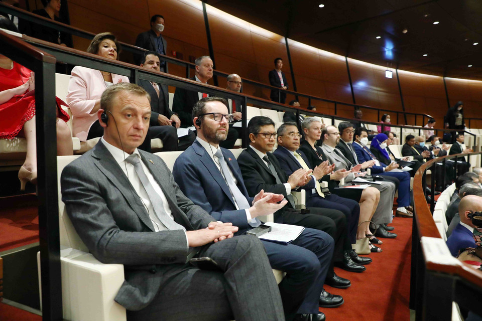 Đại diện các cơ quan đại diện ngoại giao, tổ chức quốc tế tại Hà Nội tham dự phiên khai mạc. (Ảnh: Phạm Kiên/TTXVN)