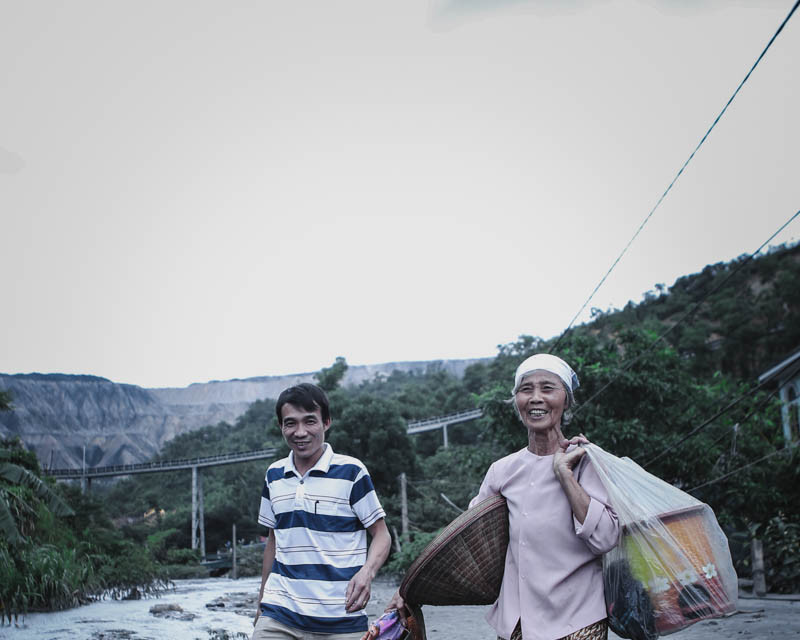 Chung tình cảnh với anh Vụ, nhiều hộ dân đã quyết định chuyển về nơi tạm cư mới do tỉnh Quảng Ninh và thành phố Cẩm Phả cấp tại khu 12, phường Mông Dương. (Ảnh: Minh Sơn/Vietnam+)