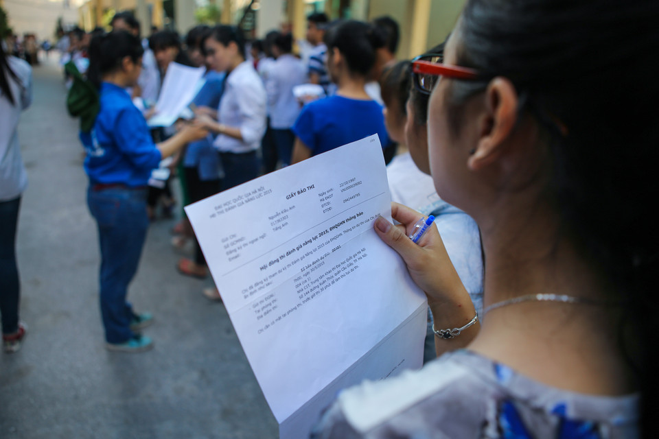 Ở Hà Nội có 3 cụm thi với 11 điểm thi. Cụm một gồm các điểm Trung tâm Khảo thí Đại học Quốc gia Hà Nội, các trường thành viên của Đại học Quốc gia Hà Nội như Đại học Ngoại ngữ, Đại học Công nghệ. (Ảnh: Minh Sơn/Vietnam+)