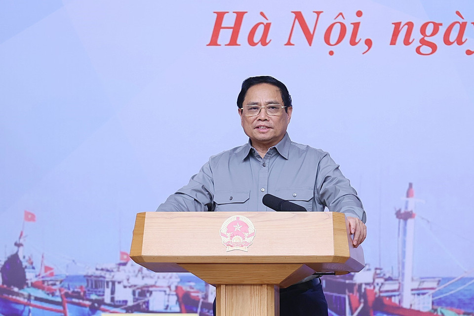 Thủ tướng Phạm Minh Chính chủ trì Hội nghị về chống khai thác hải sản bất hợp pháp. (Ảnh: Dương Giang/TTXVN)