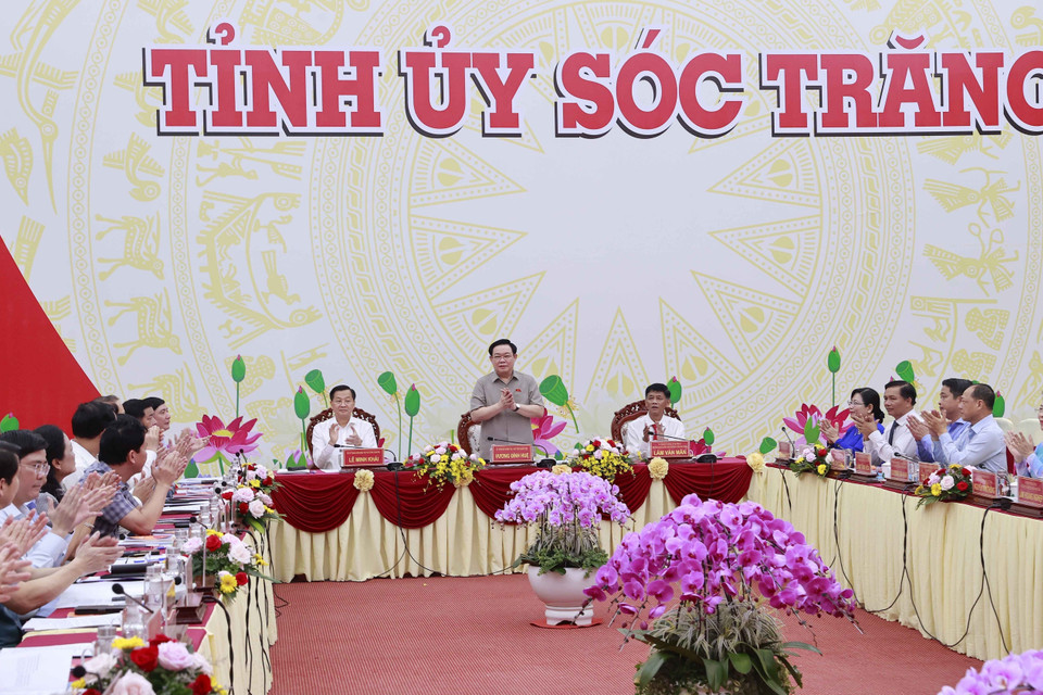 Sáng 9/10/2023, tại tỉnh Sóc Trăng, Chủ tịch Quốc hội Vương Đình Huệ dự Hội nghị Công bố Quy hoạch tỉnh Sóc Trăng thời kỳ 2021-2030, tầm nhìn đến năm 2050. (Ảnh: Doãn Tấn/TTXVN)