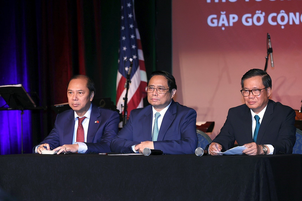 Thủ tướng Phạm Minh Chính gặp đại diện Cộng đồng Người Việt Nam tại Hoa Kỳ. (Ảnh: Dương Giang/TTXVN)