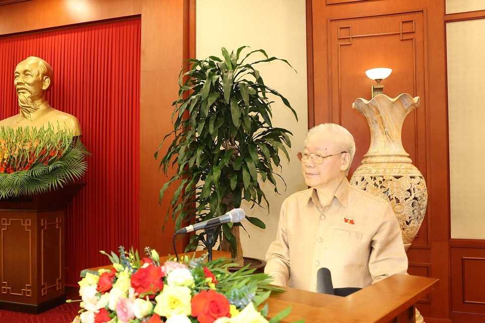 Tổng Bí thư Nguyễn Phú Trọng nói chuyện với các đại biểu dự buổi gặp mặt. (Ảnh: Trí Dũng/TTXVN)