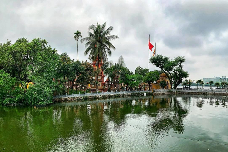 Đầu năm 2017, chùa Trấn Quốc lọt vào danh sách 16 ngôi chùa đẹp nhất thế giới do báo Daily Mail của Anh bình chọn.(Ảnh: Mai Mai/Vietnam+)