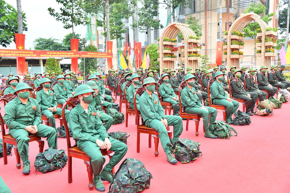 Lễ tòng quân tại Tiền Giang. (Ảnh: Hữu Chí/TTXVN) 