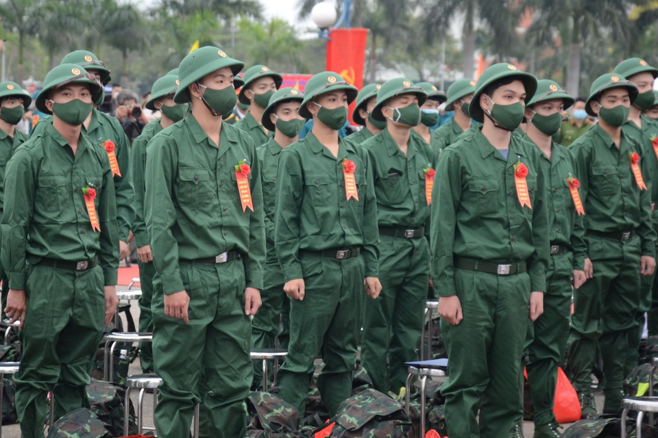 Lễ tòng quân tại Đà Nẵng. (Ảnh: Quốc Dũng/TTXVN) 