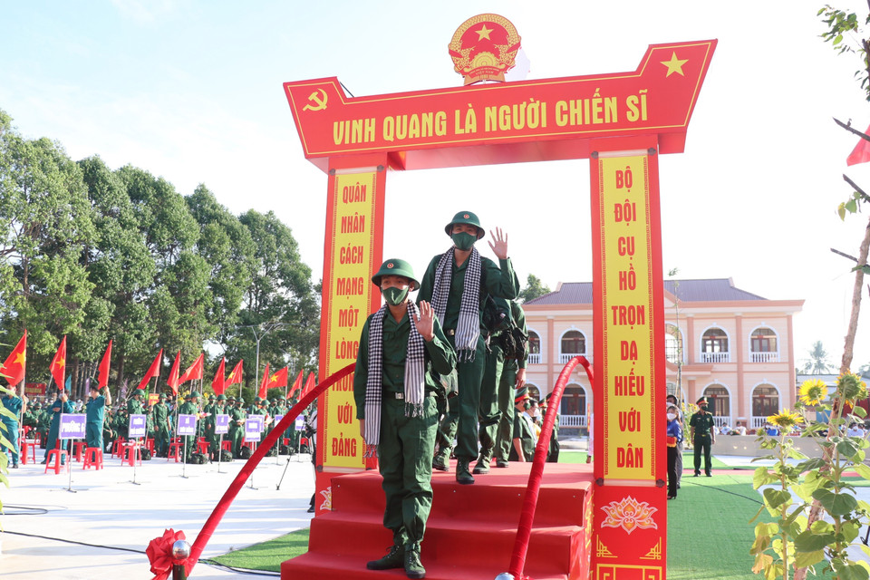 Lễ tòng quân tại Bến Tre. (Ảnh: Chương Đài/TTXVN) 