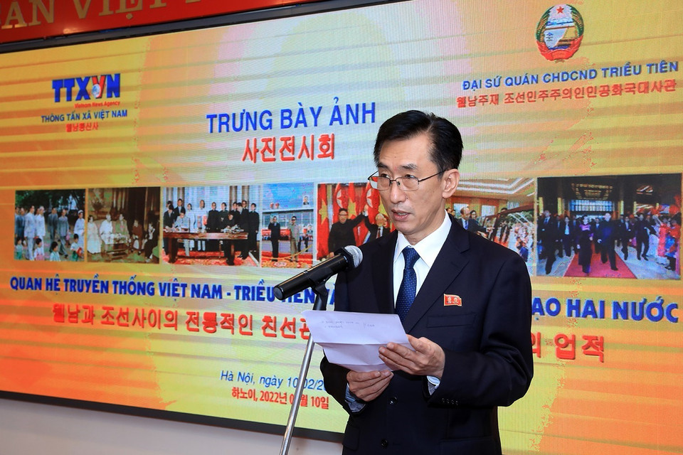 Tham tán, Đại biện lâm thời Đại sứ quán Cộng hòa dân chủ nhân dân Triều Tiên tại Việt Nam Ri Ho Jun phát biểu. (Ảnh: Tuấn Anh/TTXVN)