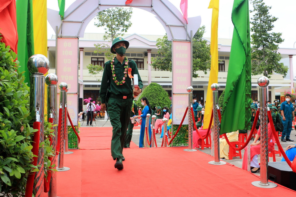 Lễ tòng quân tại Vĩnh Long. (Ảnh: Phạm Minh Tuấn/TTXVN)