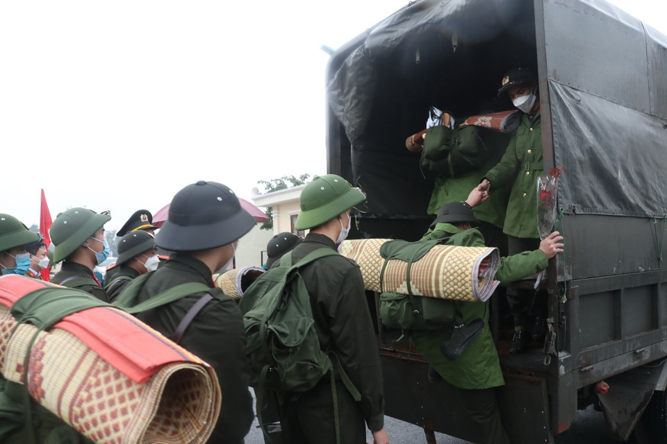 Lễ tòng quân tại Bắc Giang. (Ảnh: Danh Lam/TTXVN)