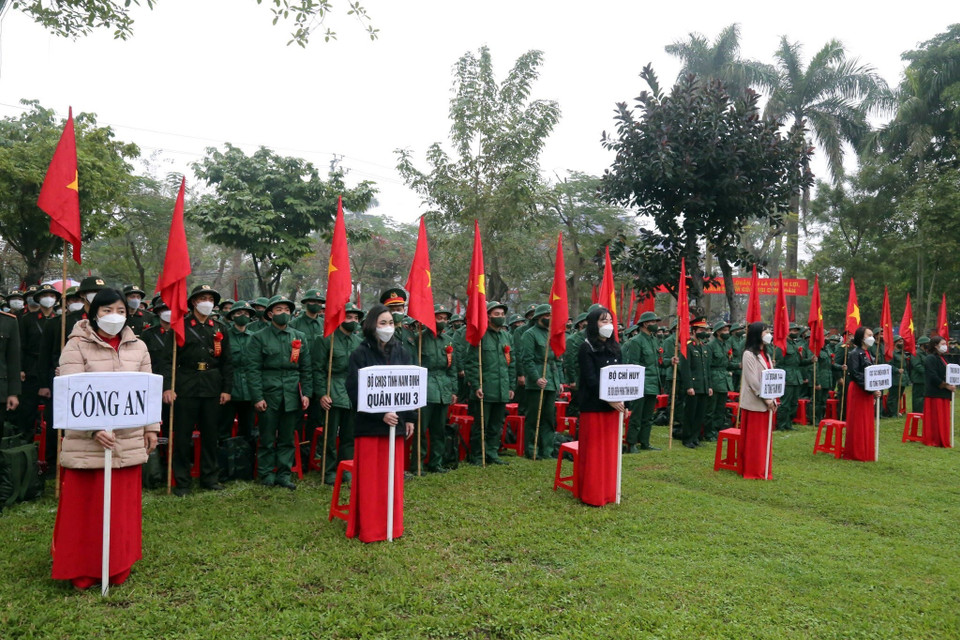 Lễ tòng quân tại Nam Định. (Ảnh: Văn Đạt/TTXVN)
