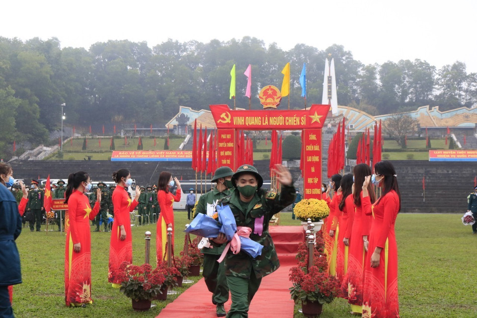 Lễ tòng quân tại Hải Phòng. (Ảnh: TTXVN phát) 