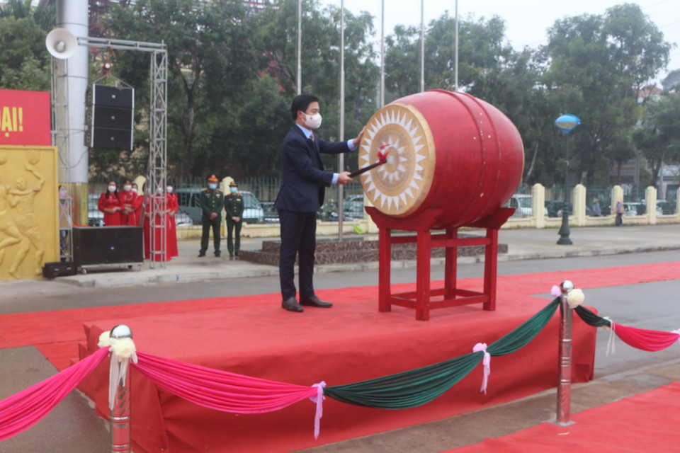 Lễ tòng quân tại Hà Nam. (Ảnh: Thanh Tuấn/TTXVN) 