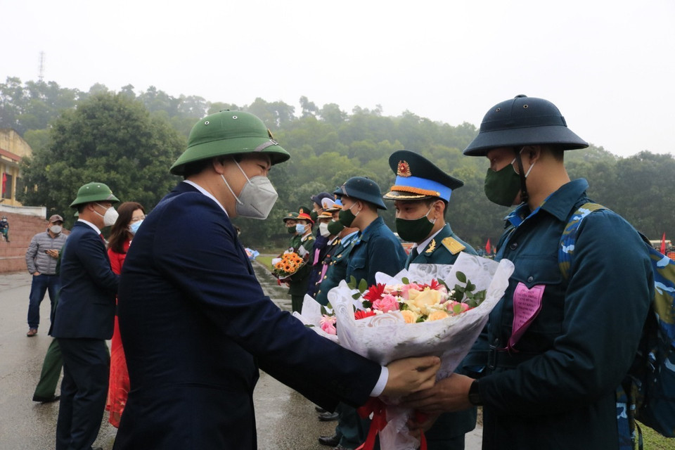 Lễ tòng quân tại Hải Phòng. (Ảnh: TTXVN phát) 