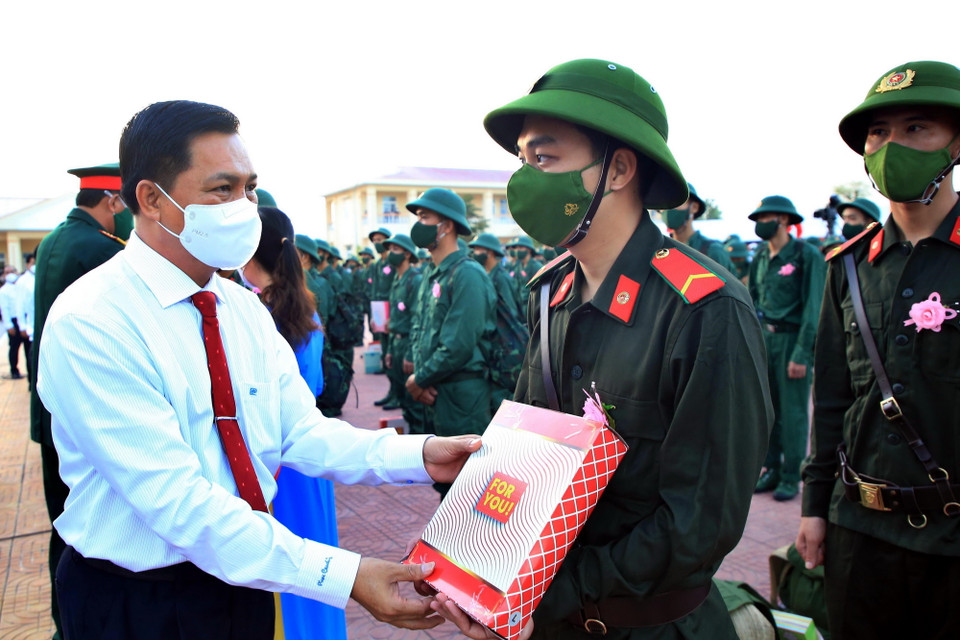 Lễ tòng quân tại Sóc Trăng. (Ảnh: TTXVN phát) 