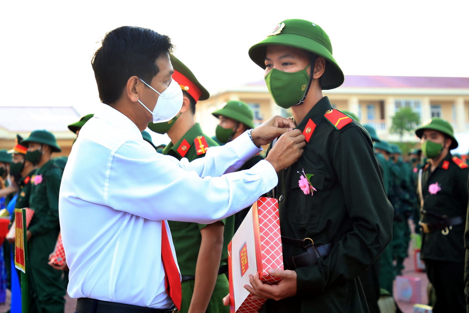 Lễ tòng quân tại Sóc Trăng. (Ảnh: TTXVN phát) 