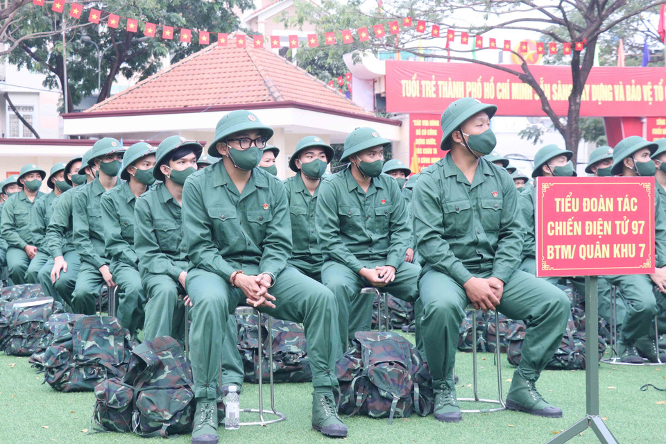 Lễ tòng quân tại TP.HCM. (Ảnh: Xuân Khu/TTXVN) 