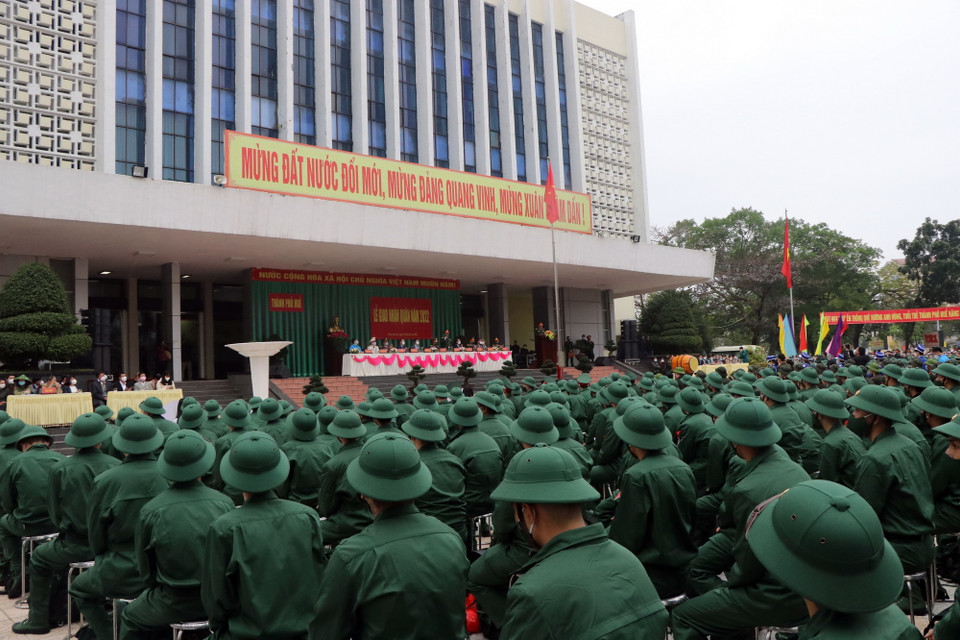 Lễ tòng quân tại Thừa Thiên-Huế. (Ảnh: Đỗ Trưởng/TTXVN)