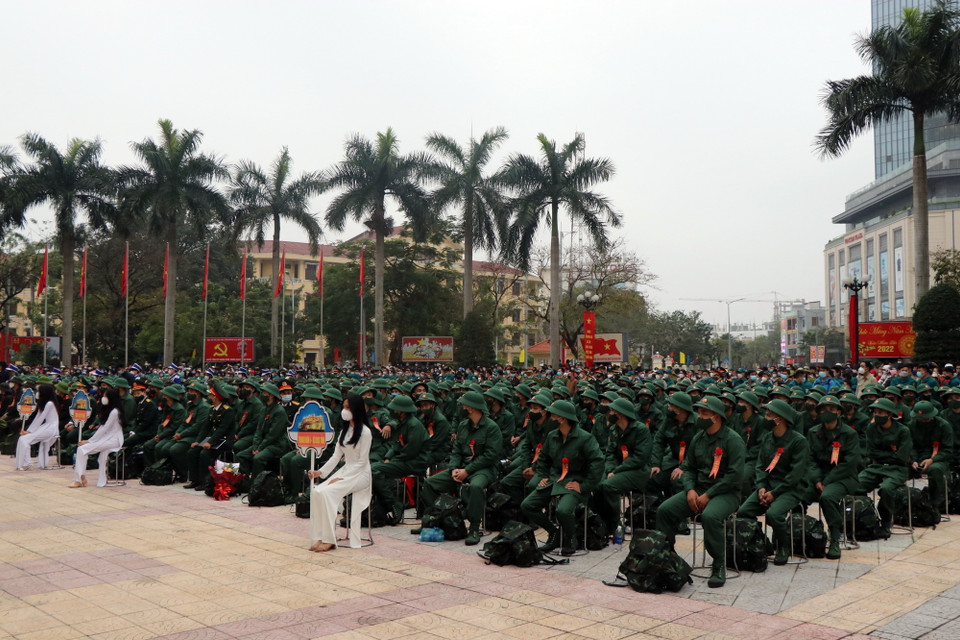 Lễ tòng quân tại Thừa Thiên-Huế. (Ảnh: Đỗ Trưởng/TTXVN) 